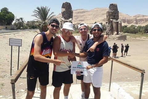 Excursão de dia inteiro a Luxor visitando os templos de Luxor e Karnak, Memnon e templo de Hatshepsut