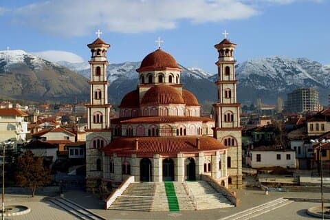 Excursão de 2 dias a Ohrid e Korca, saindo de Tirana (3-6 pessoas)