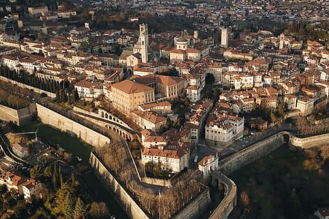 Tour guidato privato di 6 ore a Bergamo da Milano