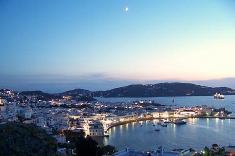 Circuit de 11 jours à Athènes, Mykonos, Santorin et croisière privée à Sounio
