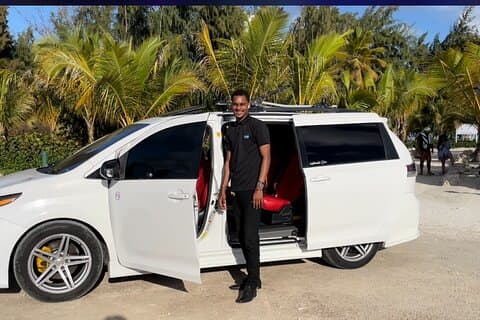 Privérondreis La Romana Airport naar Punta Cana Hotel / Villa / Verhuur Transfer