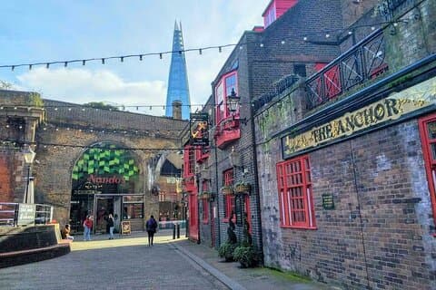 Experiencia de búsqueda de los Piratas del Támesis de Southwark en Londres