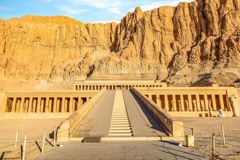 Luxor-dagstur med fly fra Sharm el Sheikh