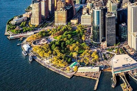 The Battery: A Self-Guided Audio Tour fra Bowling Green Park til Stone St