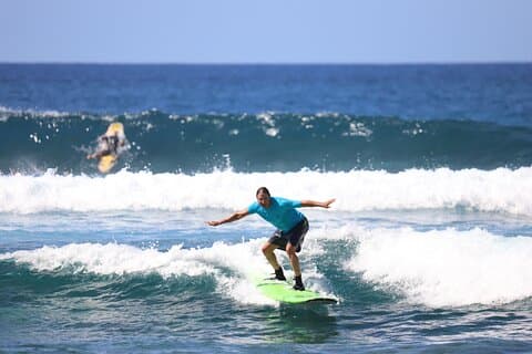 2-Hour Guided Private Surf Lesson in Kona