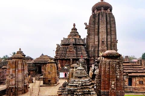 Bhubaneshwar Stadtrundfahrt in einem privaten Auto mit professionellem Guide