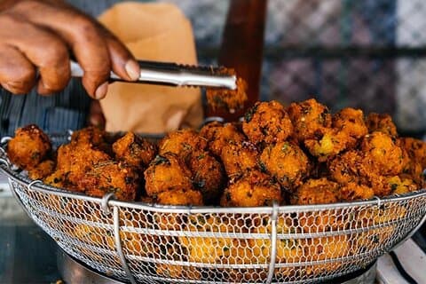 Authentic Mahebourg: Private Historical & Street Food Tour