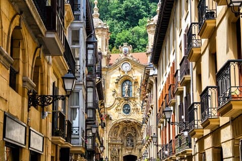 Qui suis-je ? San Sebastian Identity Puzzle Adventure