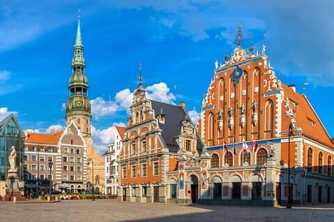 Riga Art Nouveau Secrets: Self-Guided Puzzle Walk