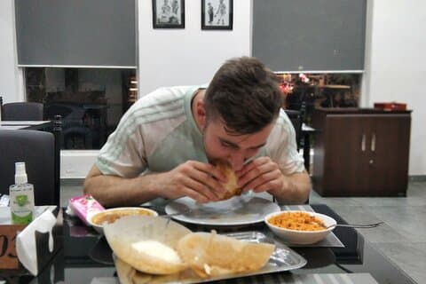 COLOMBO PRIVATE guideCITY TOUR WITH street food( All inclusive )