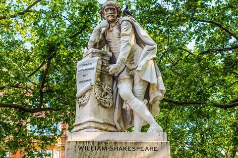 London Walking Tour: Selvguidet by spil