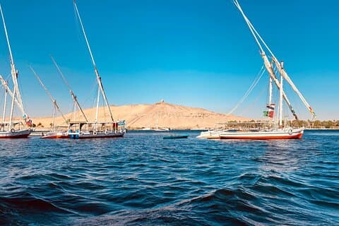 4 Noches / 5 Días Crucero por el Nilo Desde Luxor