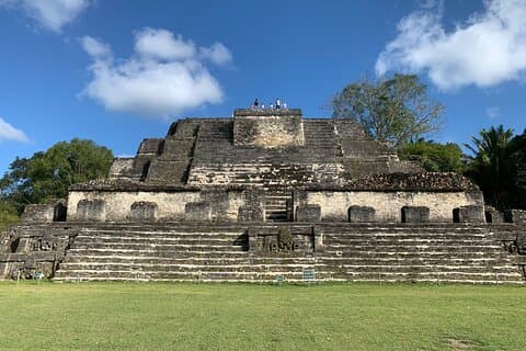 Altun Ha Maya-templer og Cave Tubing Paradise med frokost