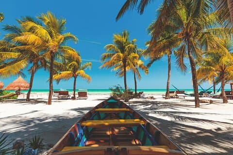 Passeio de barco e buggy de dia inteiro na ilha Holbox com almoço