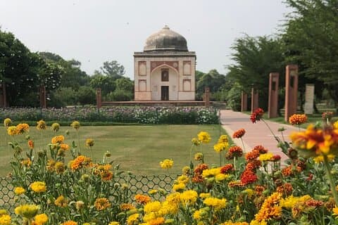 Recorrido a pie por el jardín patrimonial de Sunder Nursery Delhi
