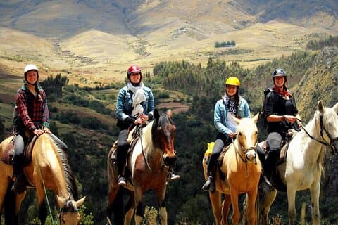 Paardrijden in Miradores del Valle del Cusco, Perú