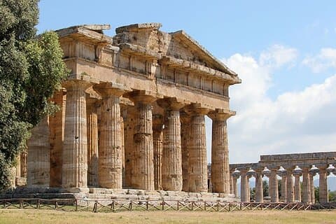 Paestum-tempels en -museum Sla de wachtrij over privérondleiding met een lokale gids over