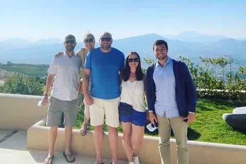 Visite premium des vins de Nemea au départ d'Athènes, de Nauplie ou de Nemea, avec des œnologues