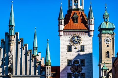 Hoppa över kön Alte Pinakothek och Gamla stan privat rundtur