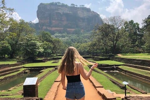 Sigiriya Rock festning og huletempel dagstur