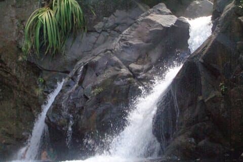 Tour privato: incredibili cascate Estrella da Puerto Princesa