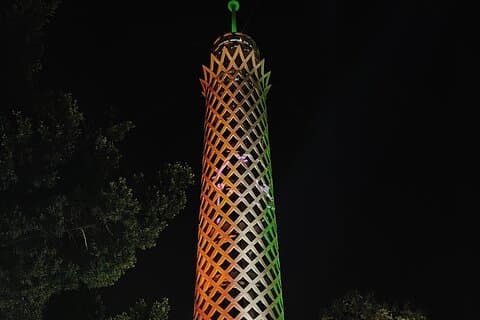 マニアル宮殿、ナイロメーター、カイロ タワーへのツアー