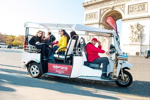 Côté Seine Tour / duração 1h30 - de 1 a 6 passageiros