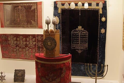 Private 4-hour Jewish Walking Tour in Athens