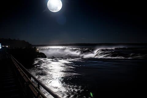 Iguazu Falls FullMoon Trekking sous le clair de lune