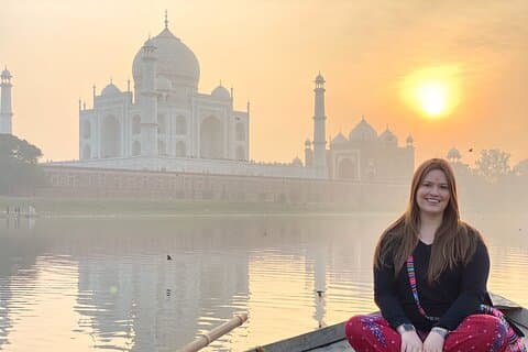 Visite privée d'Agra Taj Mahal le même jour en voiture depuis Delhi - Tout compris