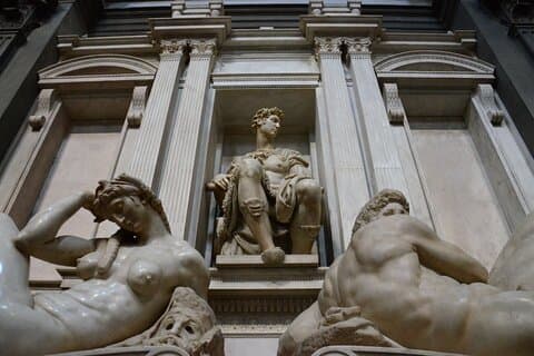 Visite guidée des Médicis Florence : Découvrez Mystères et Histoire