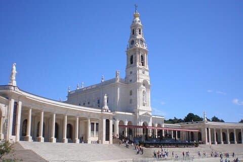 Private Tour from Lisbon | Fatima, Nazareth and Óbidos