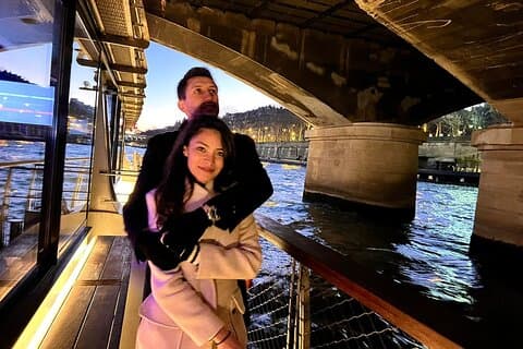 Seine River Cruise & French Crepe Tasting by the Eiffel Tower