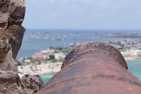 St.Martin-St.Maarten: Small Group, History Tour