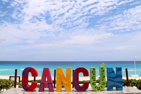 Halvdag privat shoppingtur i Cancun! Guide och stadsrundtur