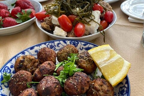 Anmeldelse af Athens Walk: Restauranter i nærheden af A Culinary & Travel Writer's Insider Food Tour