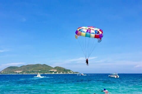 Nha Trang Island Tour Plus Parasailing inkludert lunsj