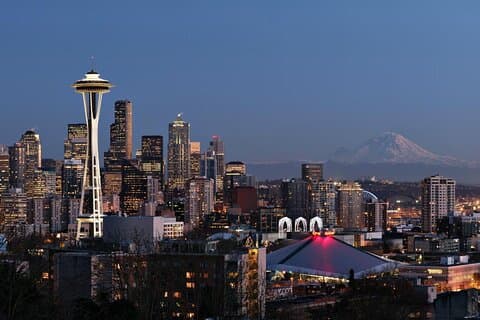 Private Port Transfer Canada Place Cruise Ship Terminal to Seattle / SEA Airport