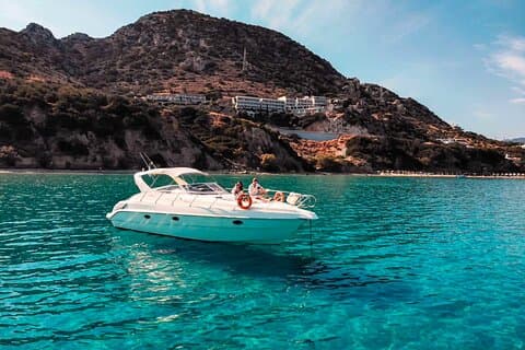 Privat VIP Yacht 34" Excursion - Utforska/Simma/Snorkla - Hel dag