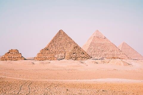 Private Tour from Sharm to Cairo& Giza