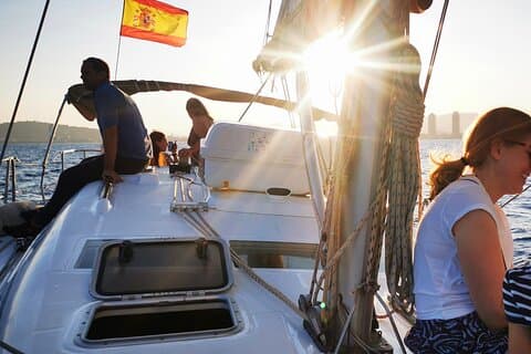 Tour en bicicleta y vela en Barcelona