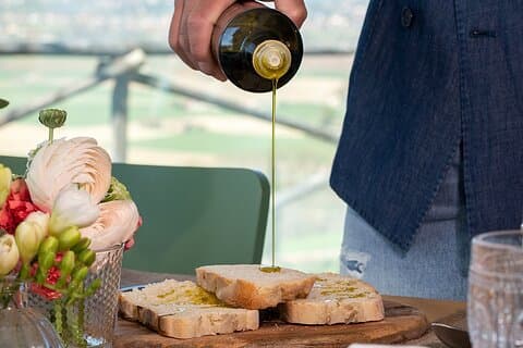 1-Hour Private Tour of the Oil Mill with Tasting in Piedicolle