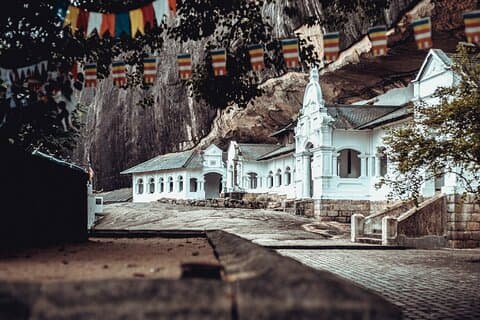Full Day Private Kandy/ Sigiriya sightseeing Tour