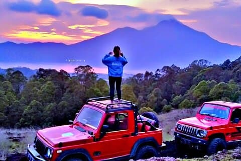 Tour in jeep del Monte Batur Sunrise e sorgenti termali naturali