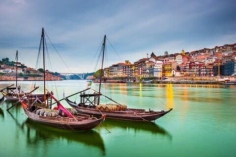 Självguidad scavengerjakt och rundtur i Porto