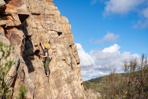 Rock Climb and Abseil - Onkaparinga River National Park