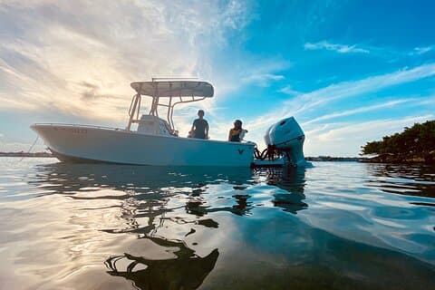 Formule de location de bateaux d'une journée complète Thunderbird