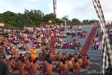 Biglietto d'ingresso all inclusive Kecak Dance e Tempio di Uluwatu