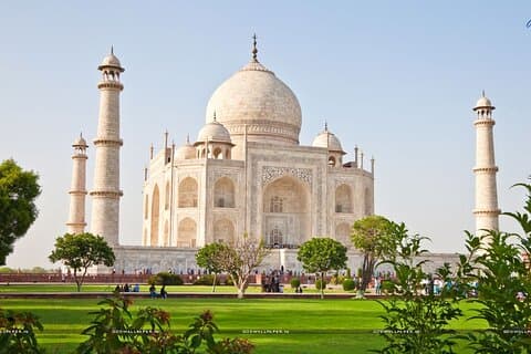 Visite d'Agra le même jour au départ de Delhi avec déjeuner à l'hôtel 5 étoiles
