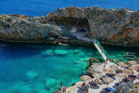 Fra Chania privat tur til Spili-Kourtaliotiko-Kalypso-stranden